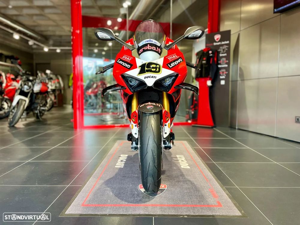 Ducati Panigale V4 BAUTISTA 2022 World Champion Replica - 16