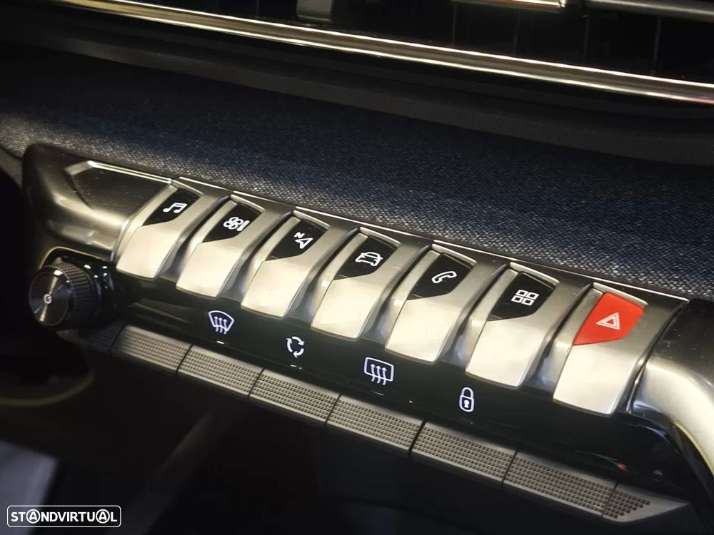 Peugeot 3008 PureTech 130 Stop & Start GPF EAT8 Allure Pack - 13