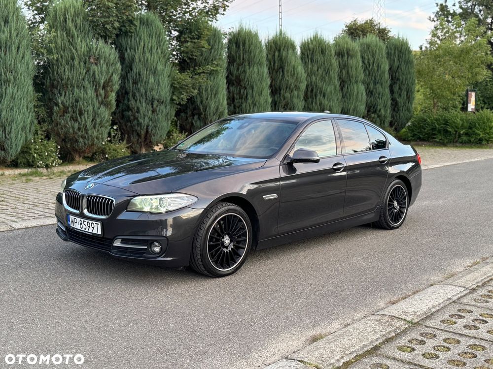 BMW Seria 5 520d Luxury Line - 4