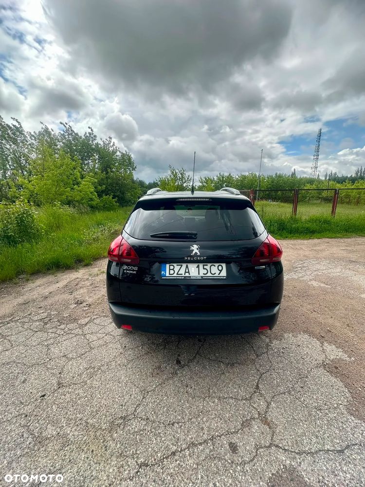 Peugeot 2008 1.2 Pure Tech Active S&S - 3