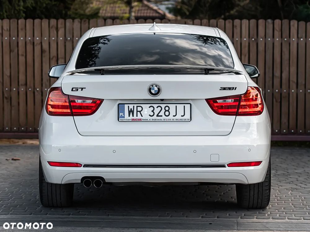 BMW 3GT 328i Sport-Aut Sport Line - 12