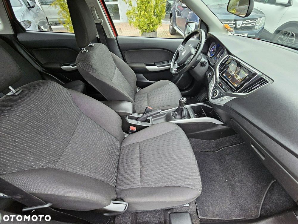 Suzuki Baleno 1.2 Premium - 33
