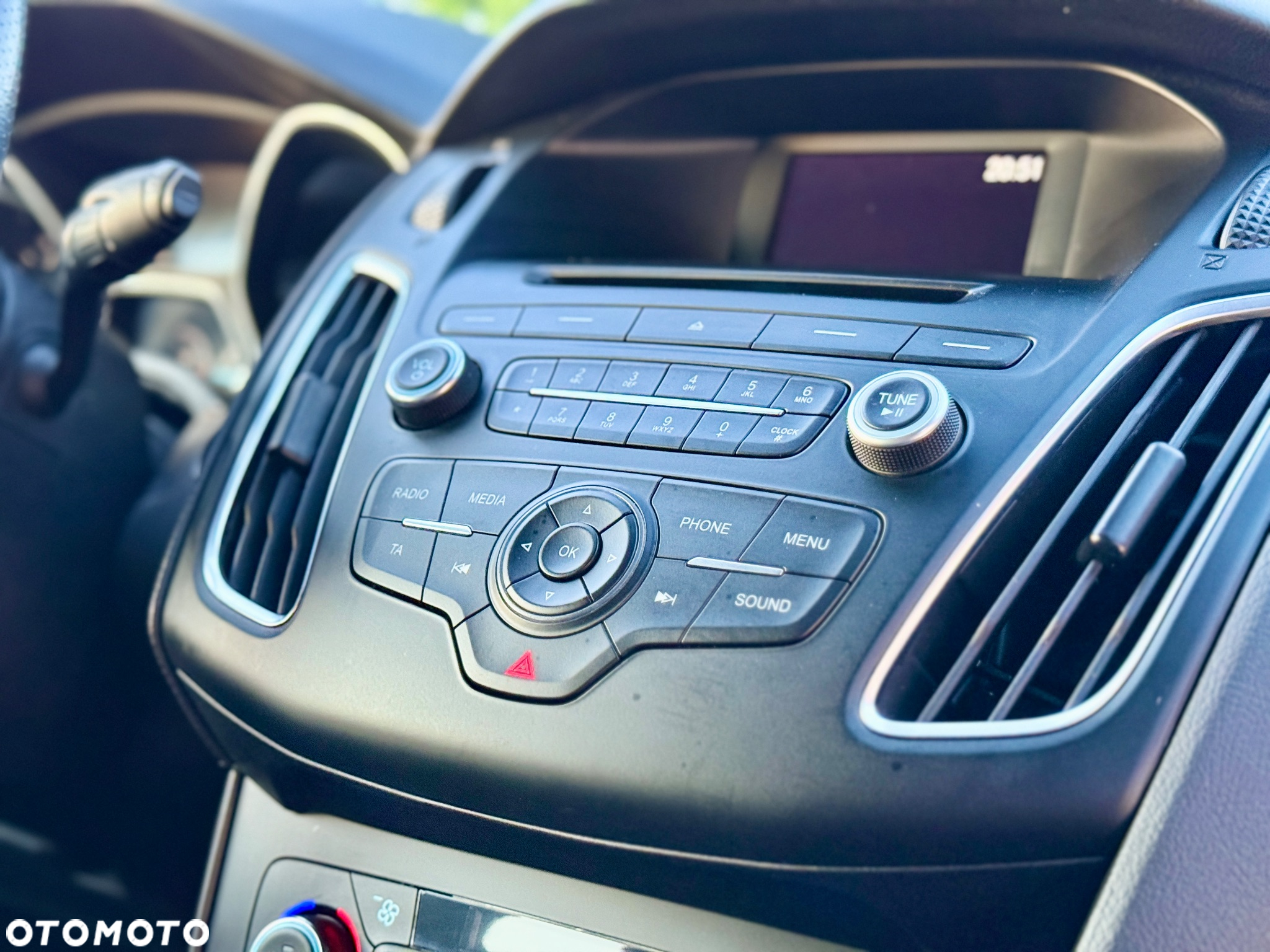 Ford Focus 1.5 EcoBoost Start-Stopp-System ST-Line - 13