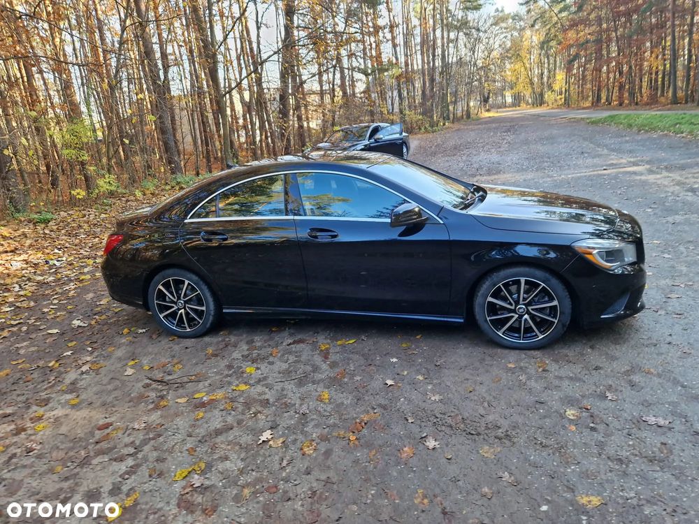 Mercedes-Benz CLA 250 7G-DCT - 4