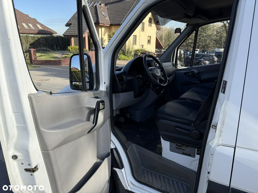 Mercedes-Benz Sprinter - 7