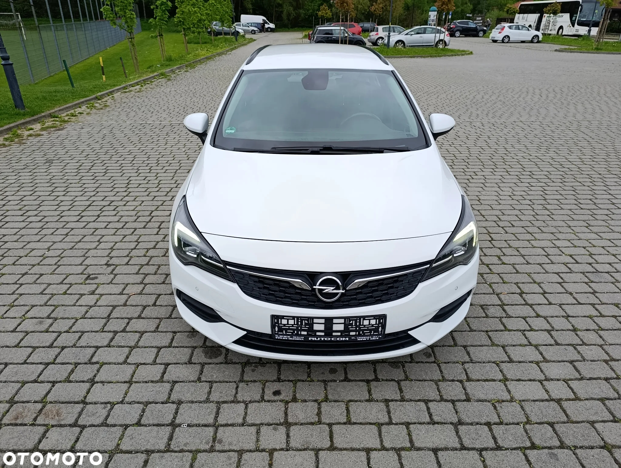 Opel Astra 1.5 D Automatik Edition - 4