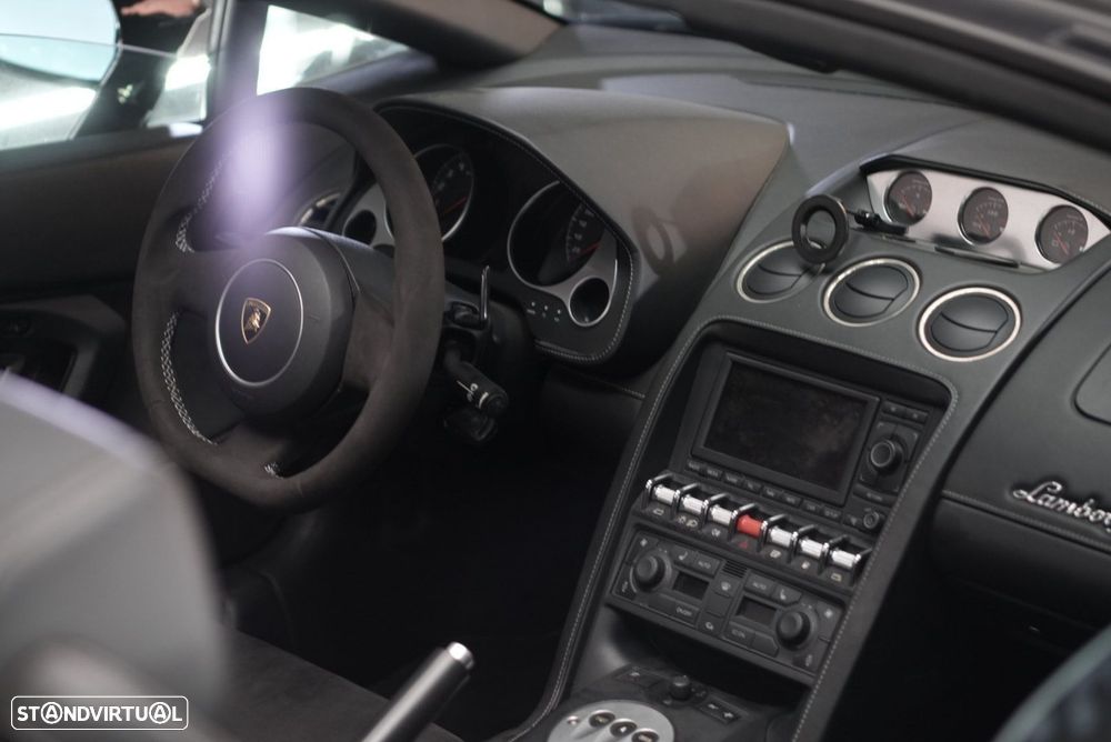 Lamborghini Gallardo LP560-4 Spyder E-Gear - 9