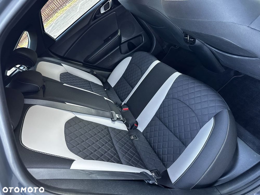 Kia ProCeed 1.4 T-GDI DCT7 OPF GT LINE - 20