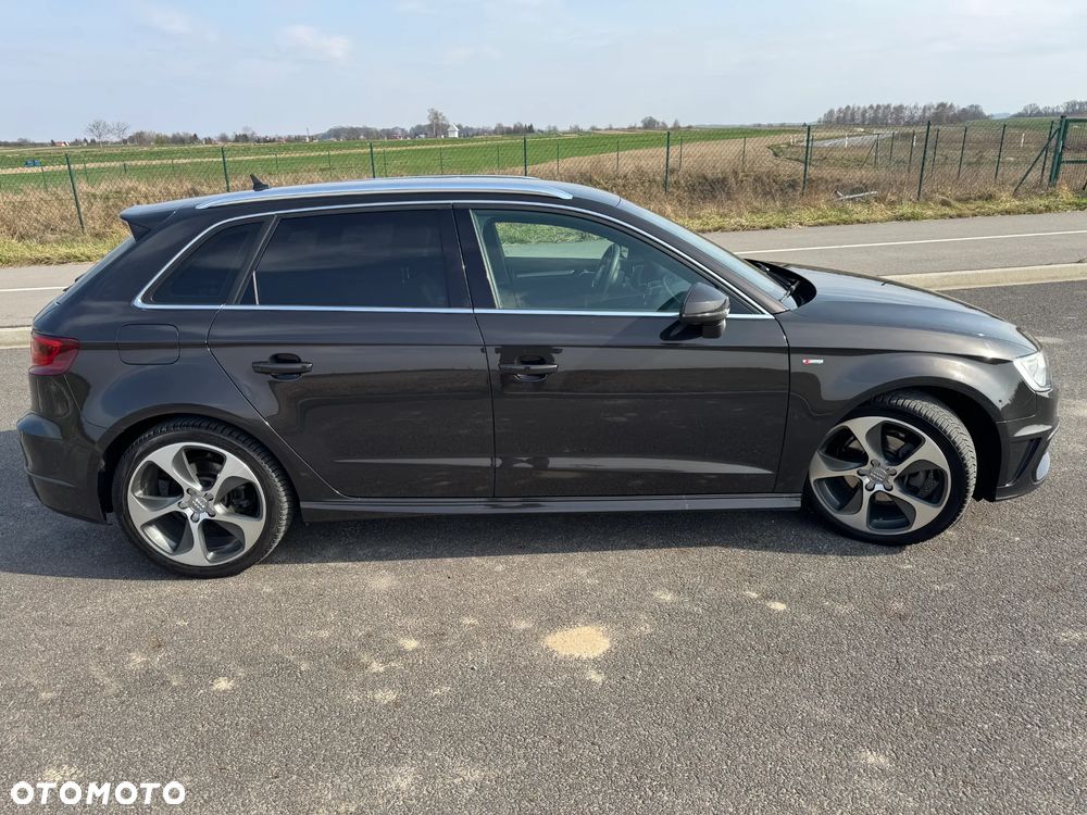 Audi A3 Sportback 2.0 TDI (clean diesel) quattro S line Sportpaket - 10