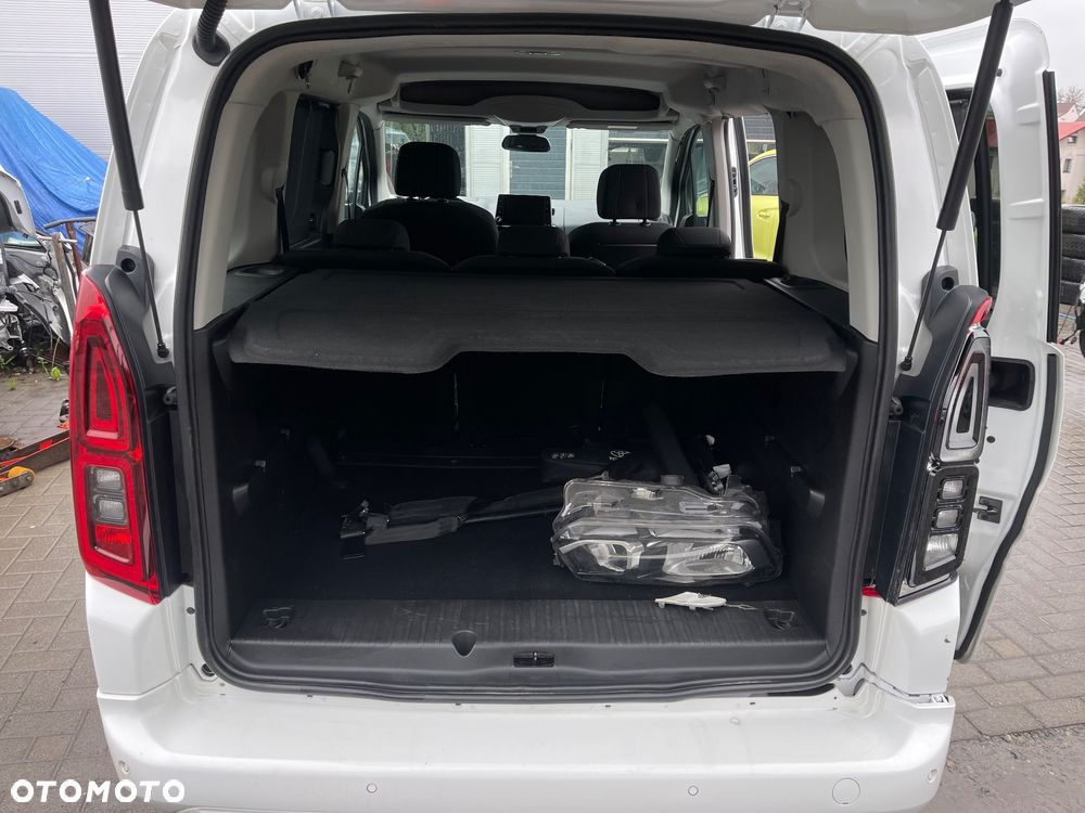 Toyota Proace City - 21
