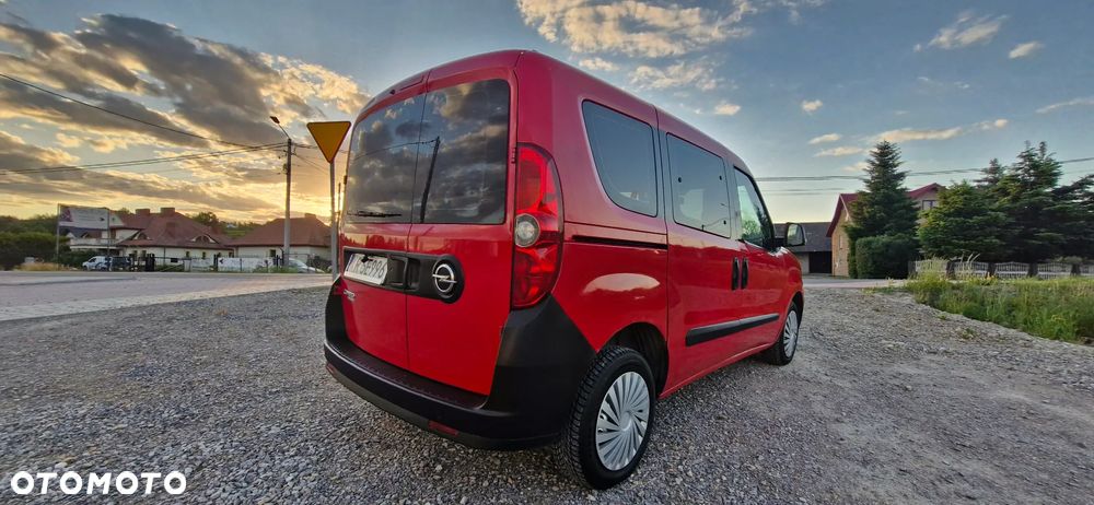 Opel Combo - 8