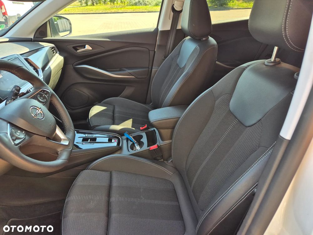 Opel Grandland 1.2 T GS Line S&S - 6