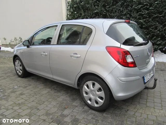 Opel Corsa 1.4 16V Active - 3