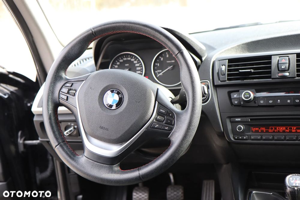 BMW Seria 1 114i - 27