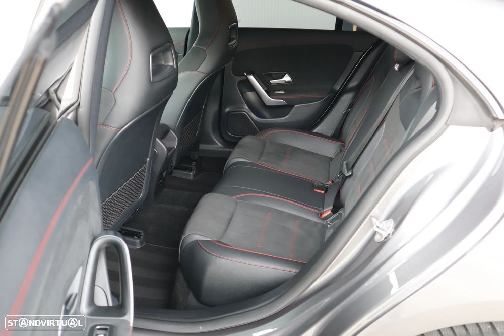Mercedes-Benz CLA 250 e 8G-DCT AMG Line - 8