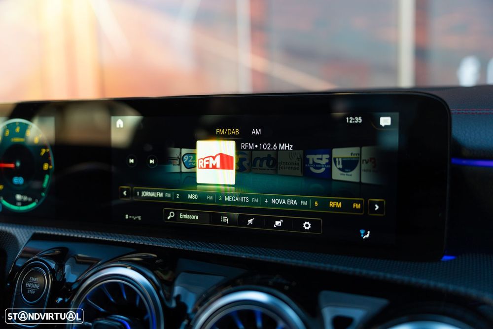 Mercedes-Benz CLA 250 e 8G-DCT AMG Line - 18