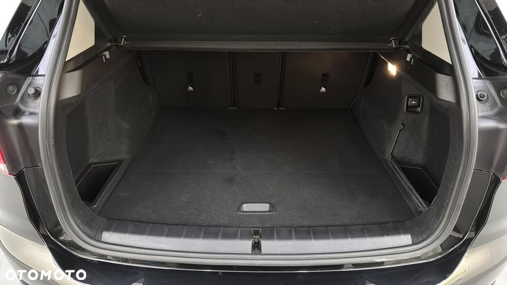 BMW X1 sDrive16d - 19