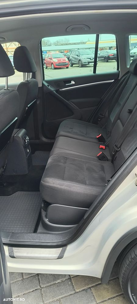 Volkswagen Tiguan 2.0 TDI DPF 4Motion BlueMotion Technology DSG Life - 20