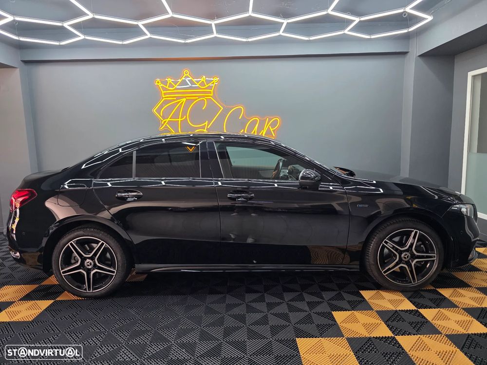 Mercedes-Benz A 250 Limousine e 8G-DCT AMG Line - 8