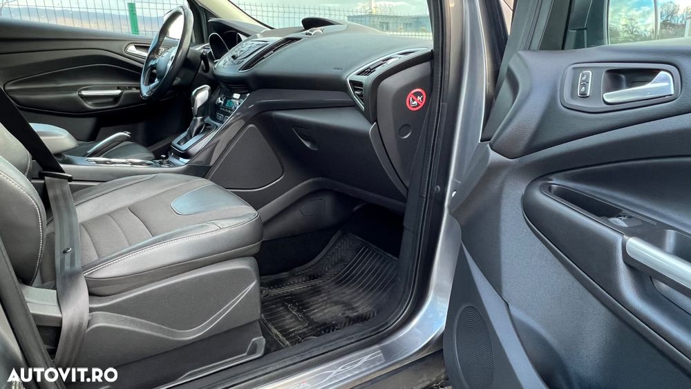 Ford Kuga ver-2-0-tdci-powershift-4wd-titanium - 8