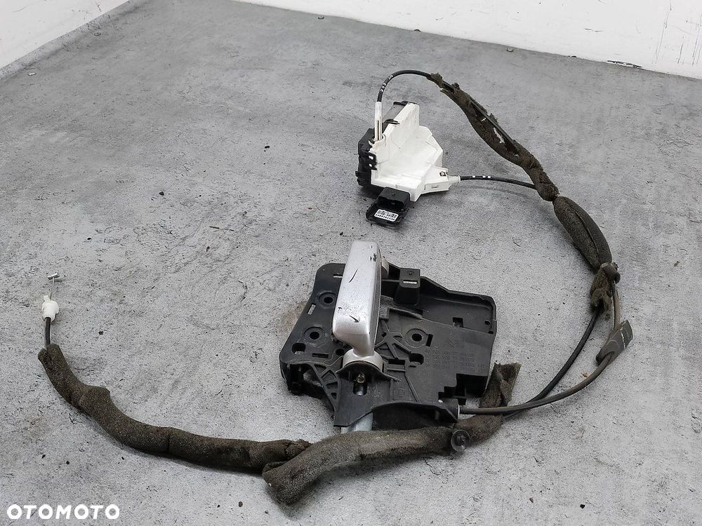ZAMEK DRZWI PRZESUWNYCH PRAWYCH CITROEN BERLINGO II - 1