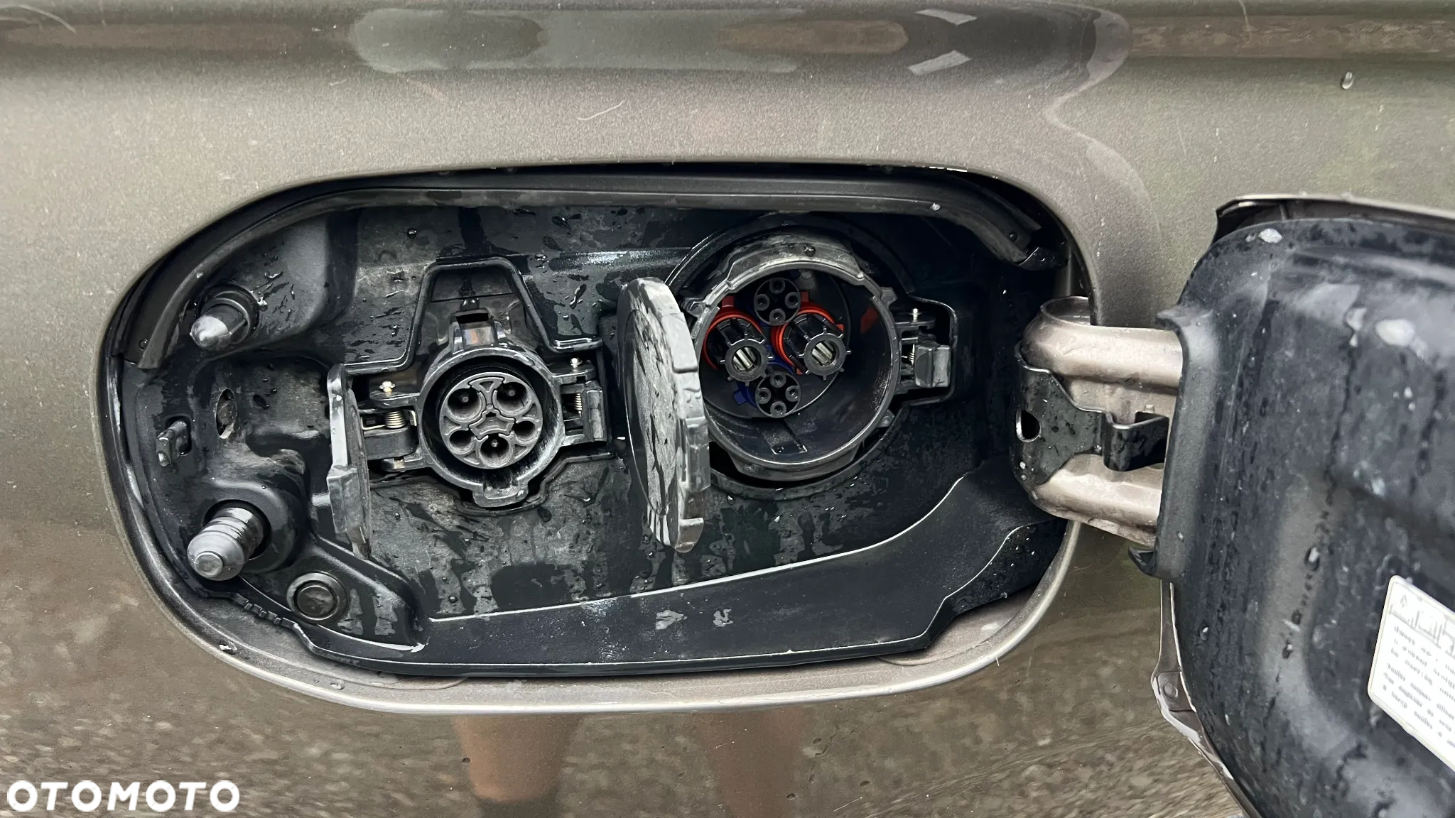 Mitsubishi Outlander - 27
