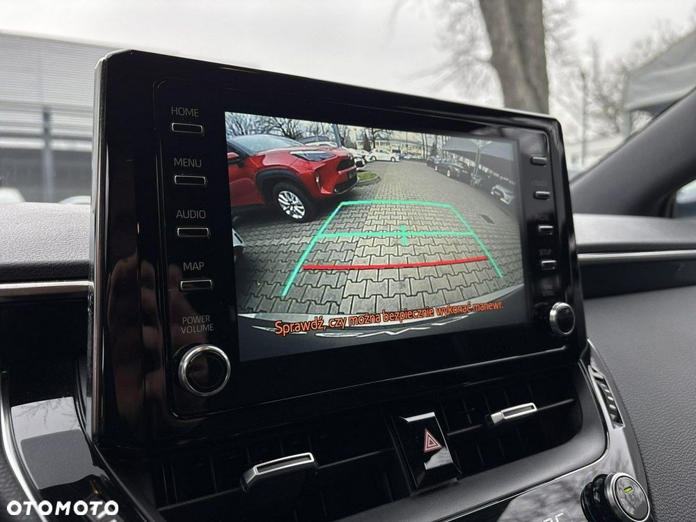 Toyota Corolla 2.0 Hybrid Comfort - 25