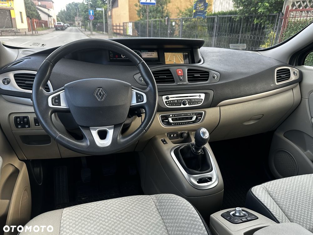 Renault Scenic - 7