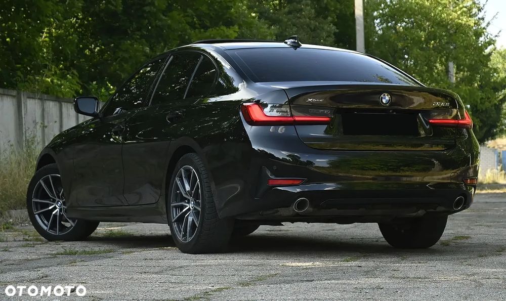 BMW 3 Series 2020 photo 4