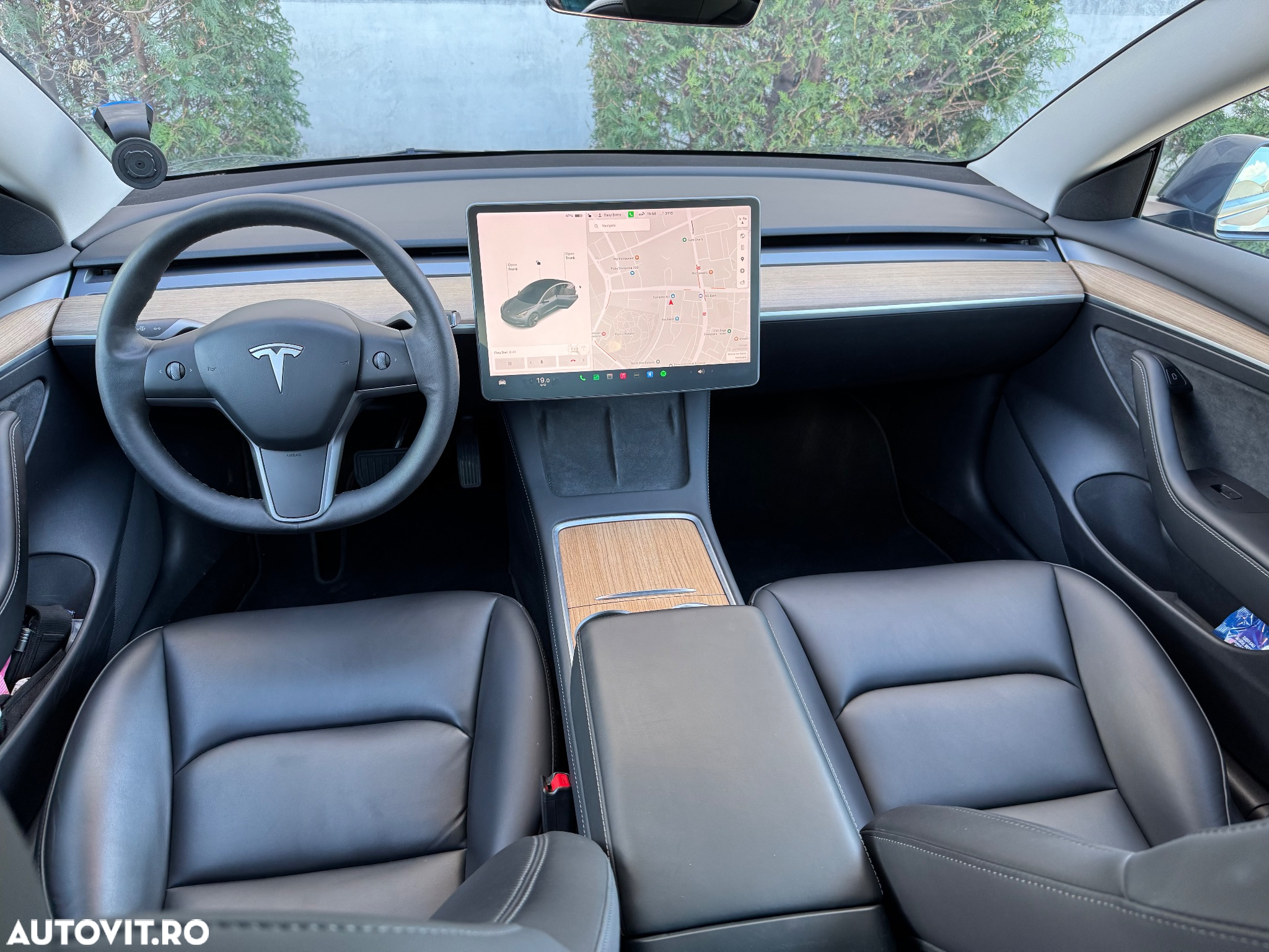 Tesla Model 3 Long Range - 6