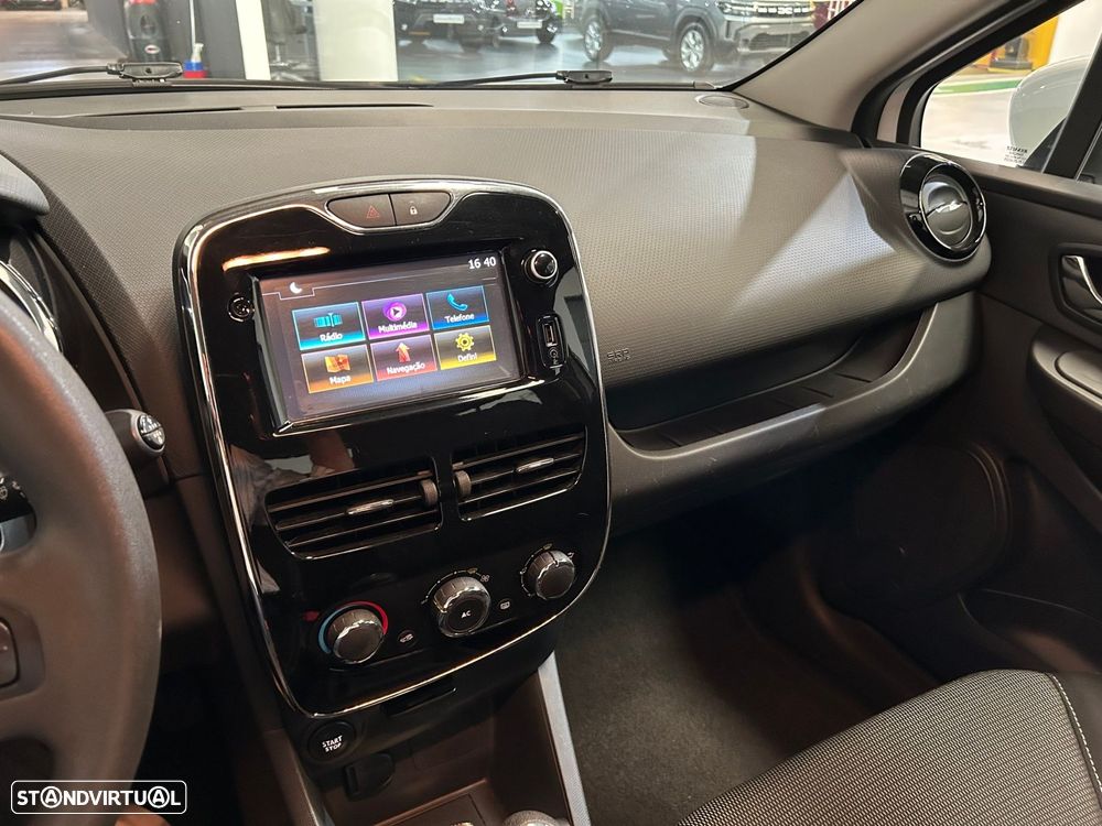 Renault Clio 0.9 TCE Dynamique S - 24