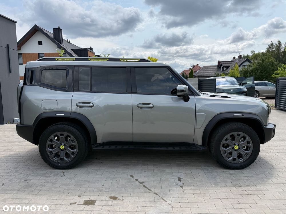 Jetour Traveller - 7