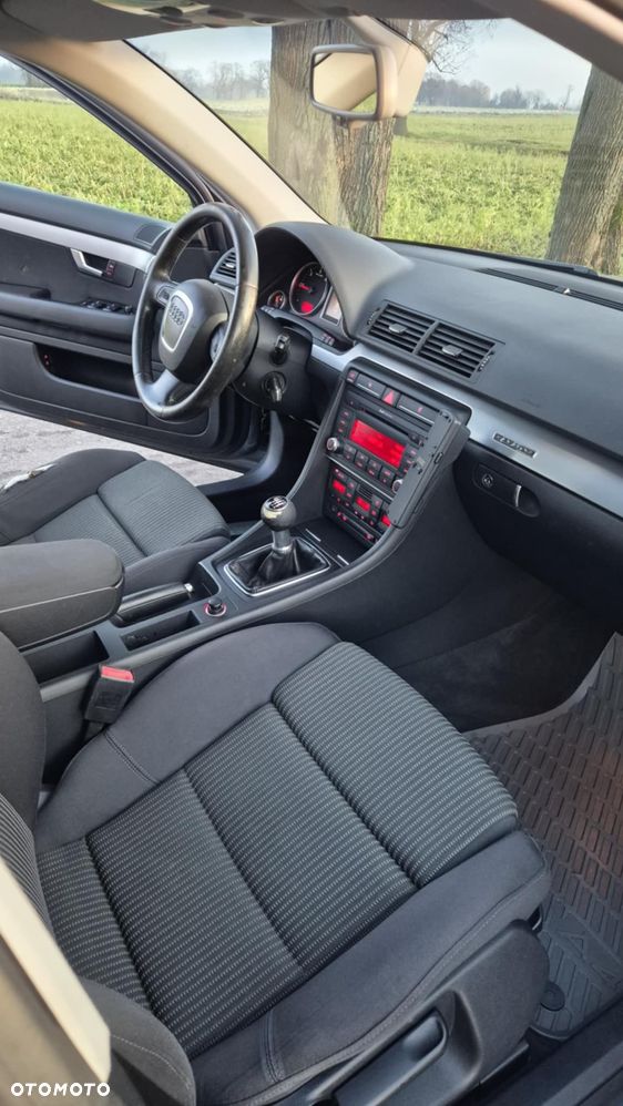 Audi A4 Limousine 2.0 TDI Quattro - 8