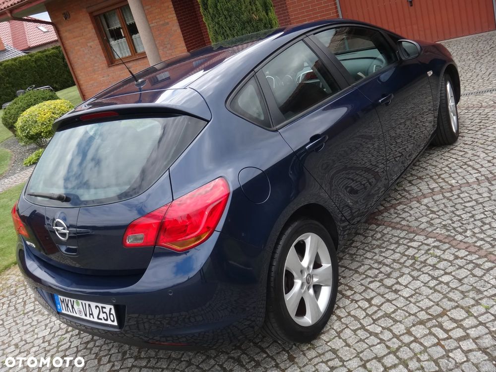 Opel Astra 1.6 Edition Sport - 6