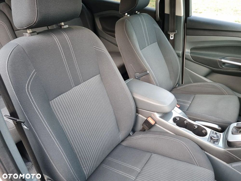 Ford Grand C-MAX 2.0 TDCi Titanium - 29