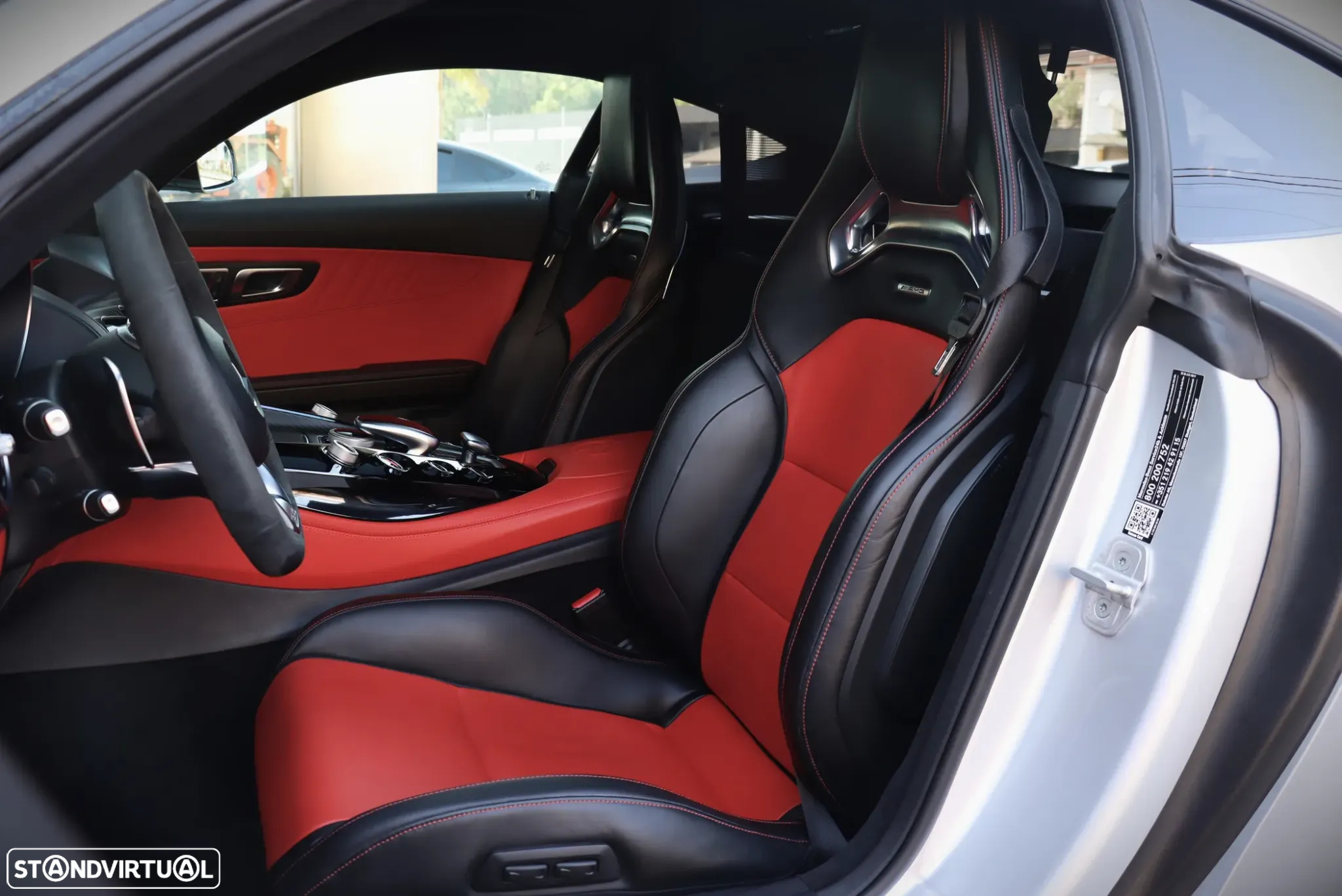 Mercedes-Benz AMG GT S - 23