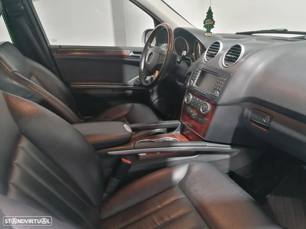 Mercedes-Benz ML 320 CDI - 19