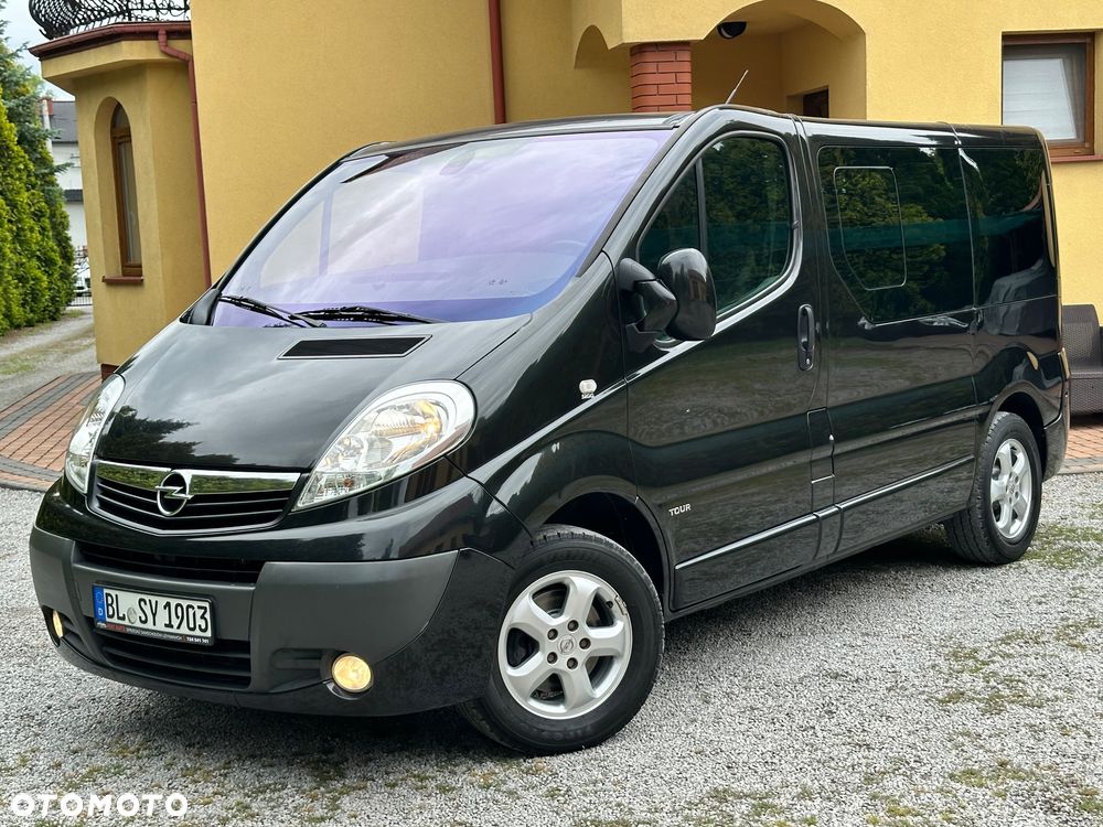 Opel Vivaro - 12