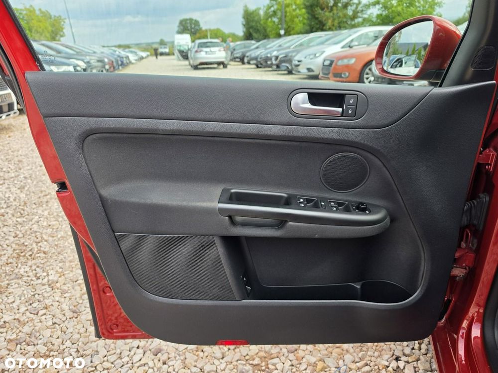 Volkswagen Golf Plus - 28