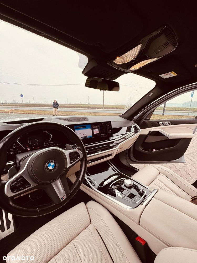 BMW X7 - 9