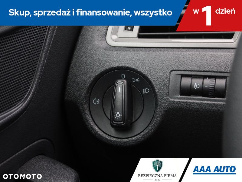 Skoda RAPID - 17