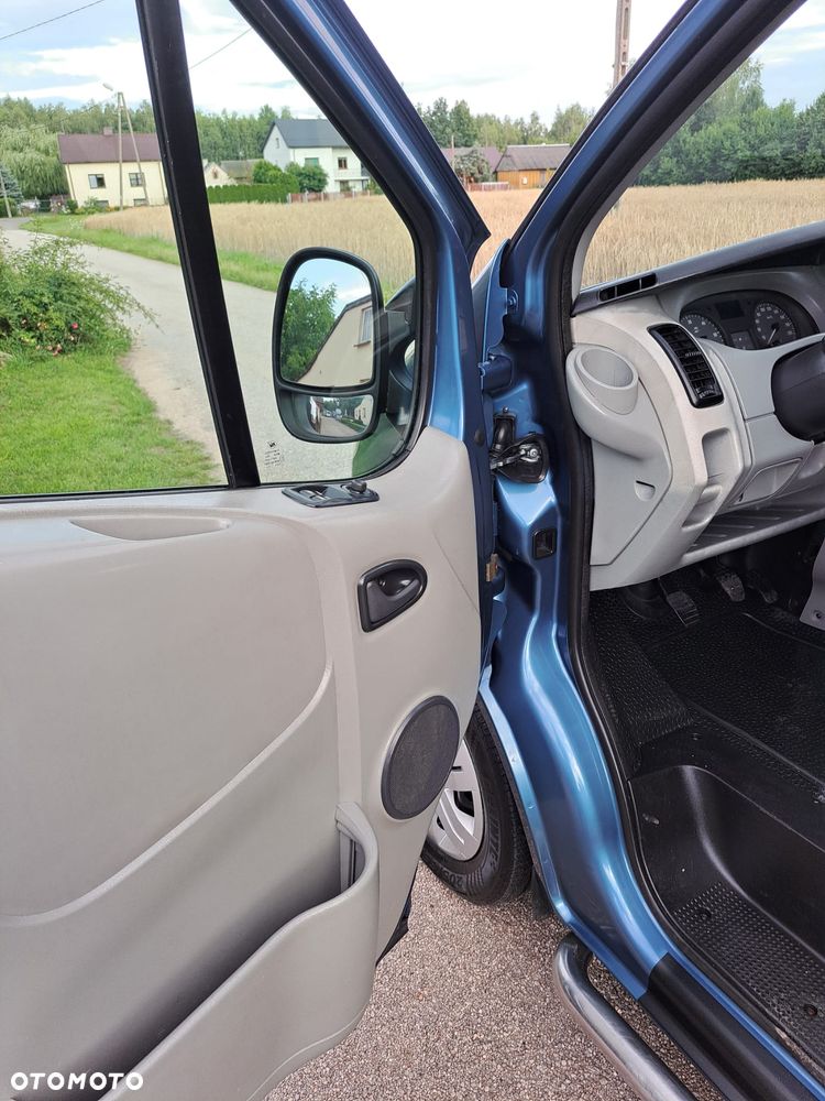 Opel Vivaro - 13