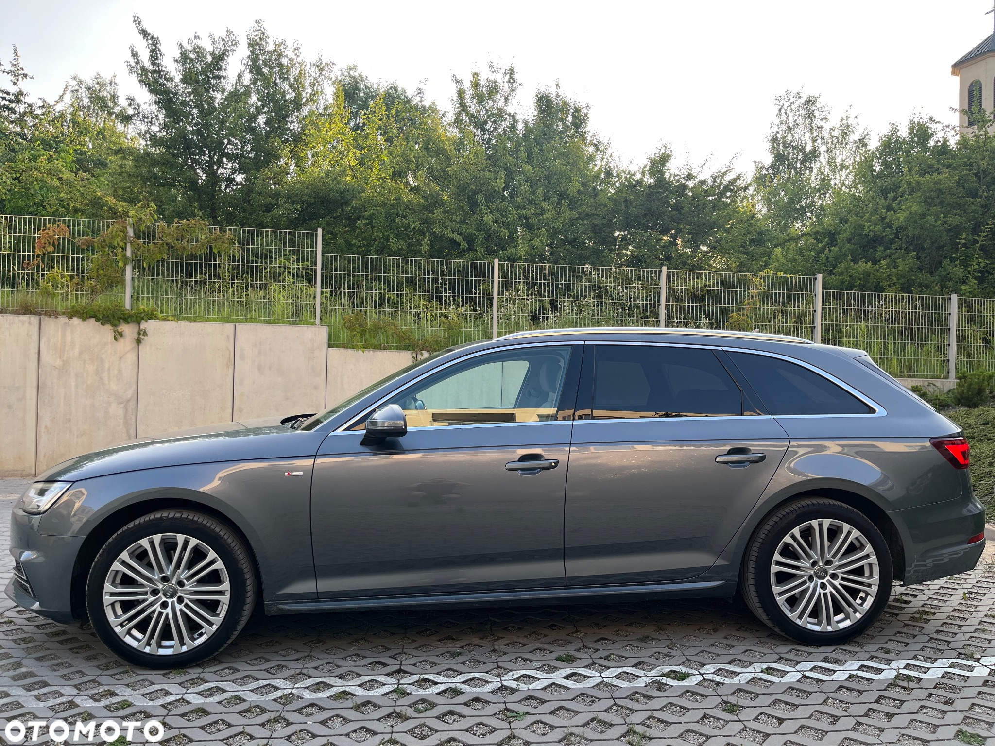 Audi A4 Avant 2.0 TDI sport - 5