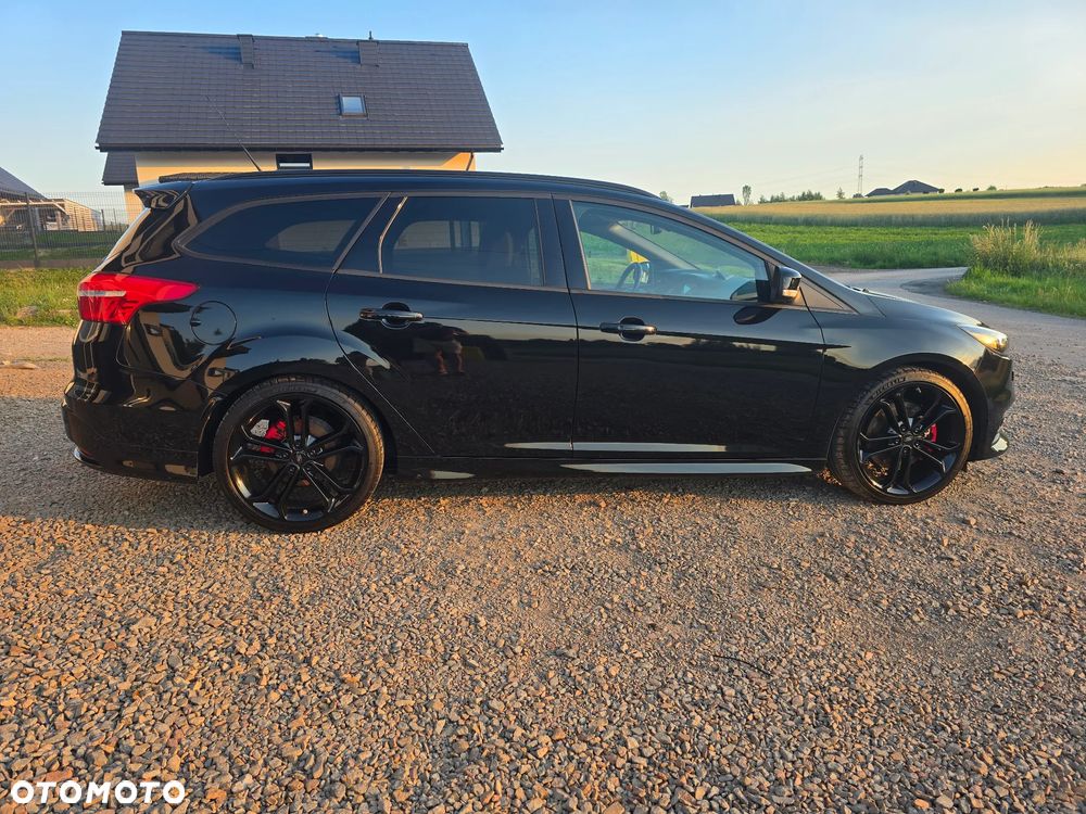 Ford Focus - 9