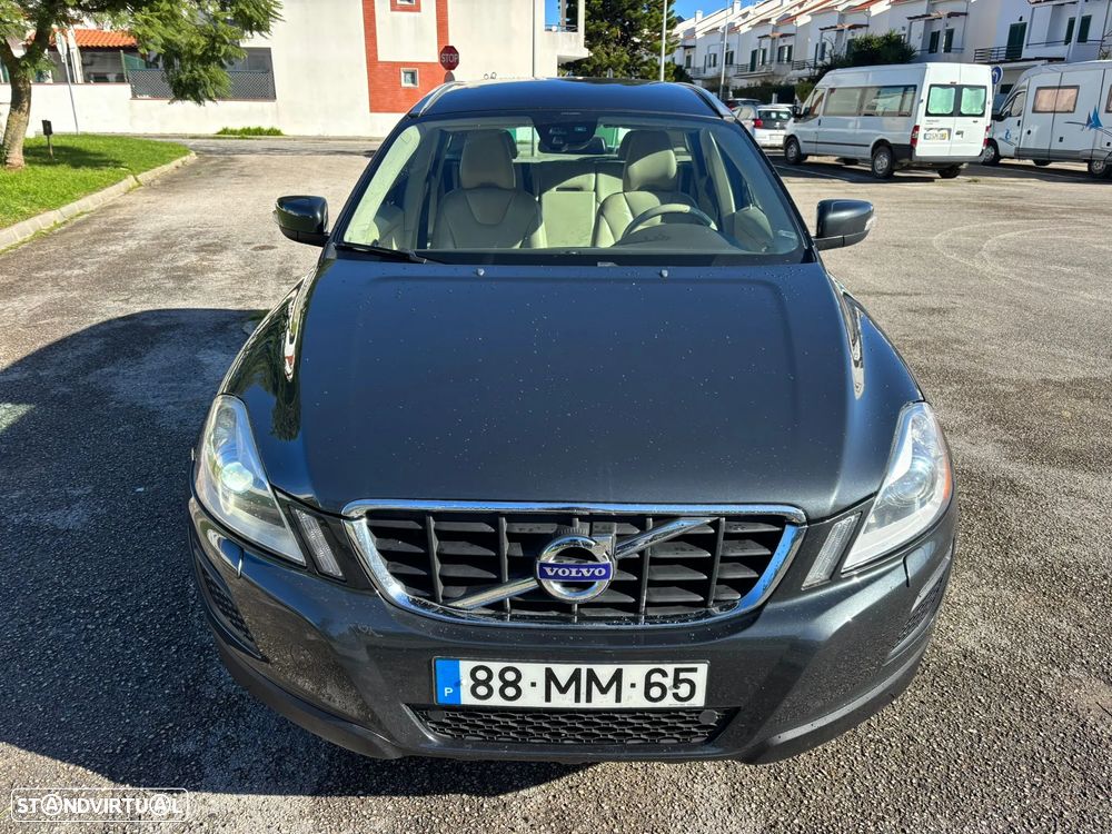 Volvo XC 60 2.0 D3 R-Design Geartronic - 2