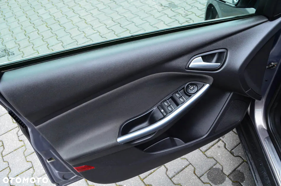 Ford Focus 2.0 TDCi Titanium - 24