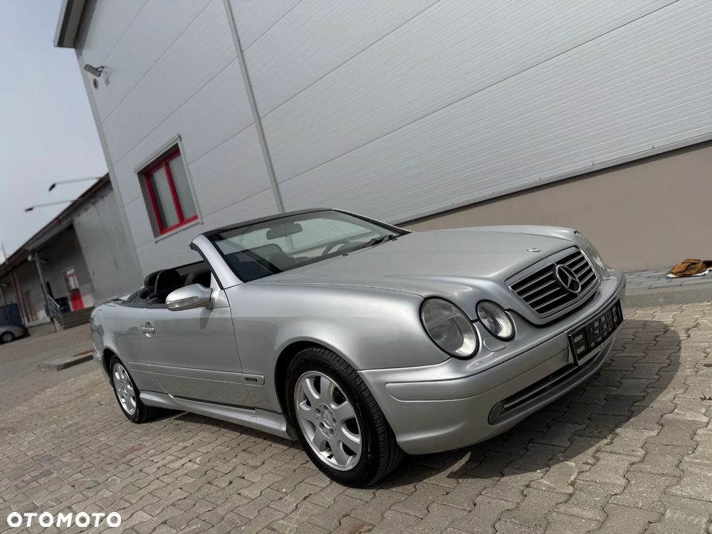 Mercedes-Benz CLK - 1