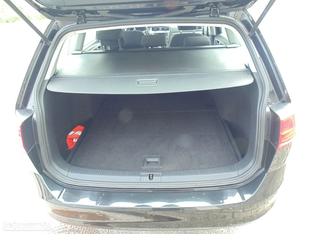 VW Golf Variant 1.6 TDi GPS Edition - 14