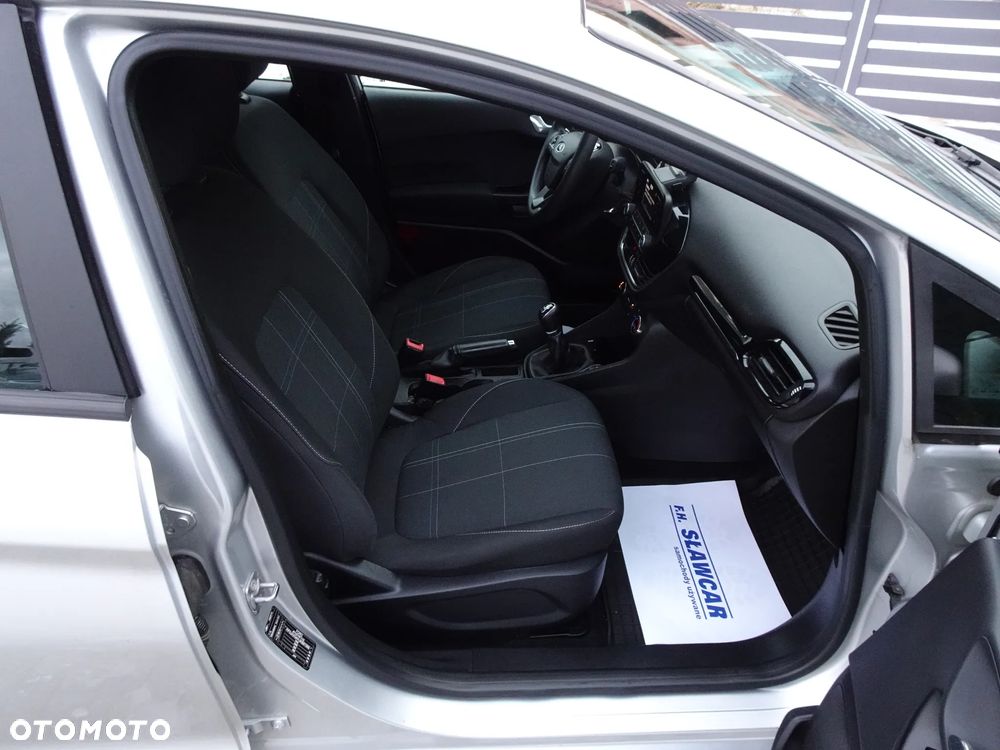 Ford Fiesta 1.1 Trend - 12