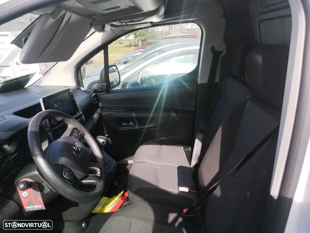 Toyota PROACE CITY 3 LUG. C/ECRÃN CX.6V. - 9